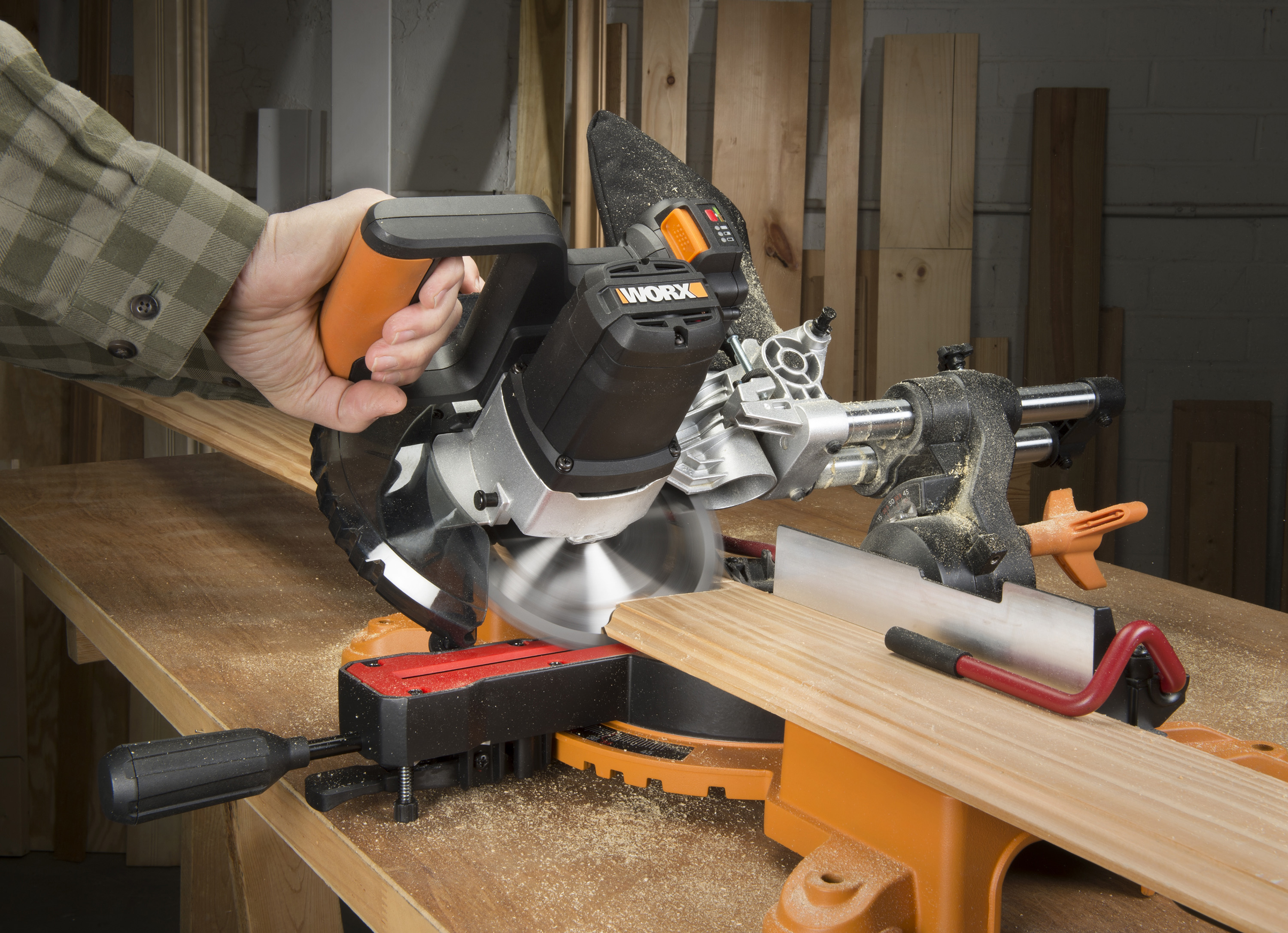 New WORX 20V 7 1 4 Inch Sliding Compound Miter Saw Holds Down